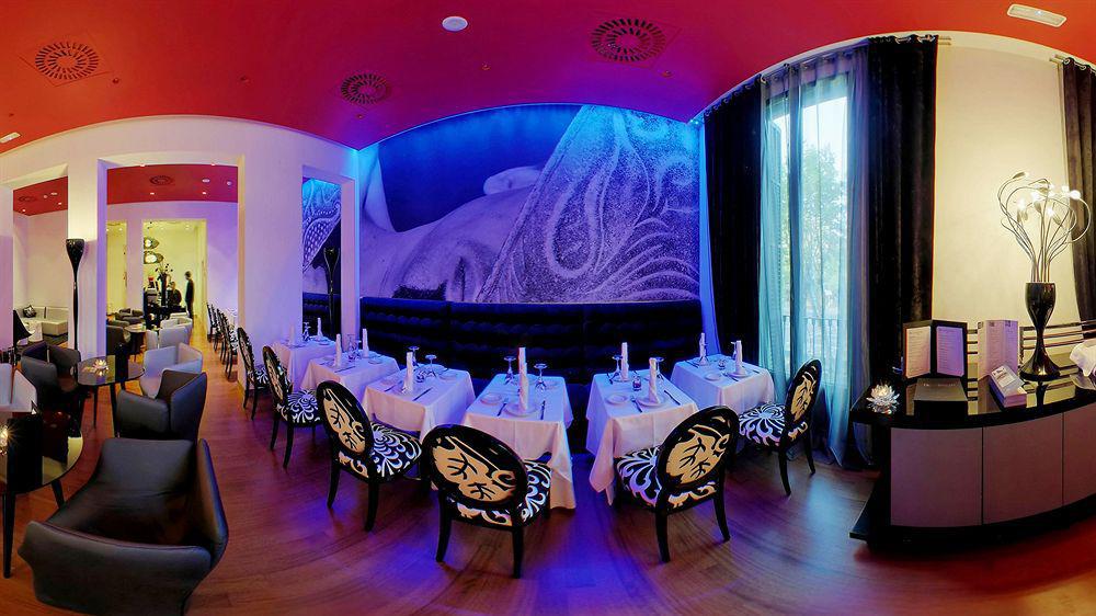 Hotel Bcn Design Barcelona Buitenkant foto Restaurant "La Cialma"