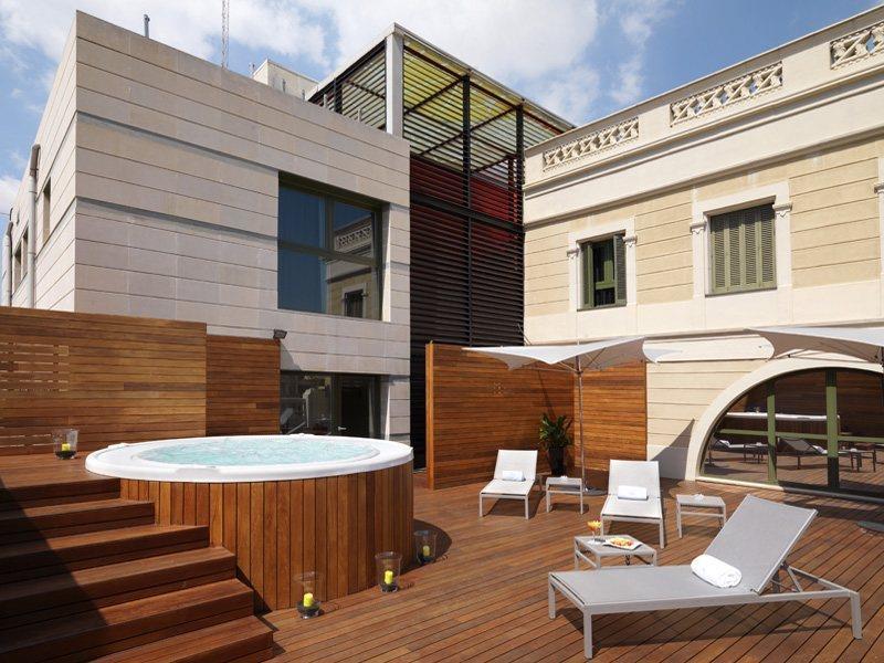 Hotel Bcn Design Barcelona Buitenkant foto The hotel's rooftop