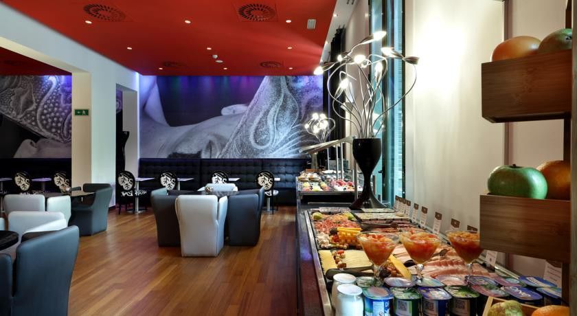 Hotel Bcn Design Barcelona Buitenkant foto Restaurant