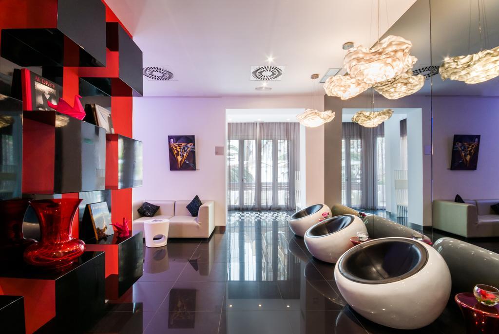 Hotel Bcn Design Barcelona Buitenkant foto Interior of the hotel