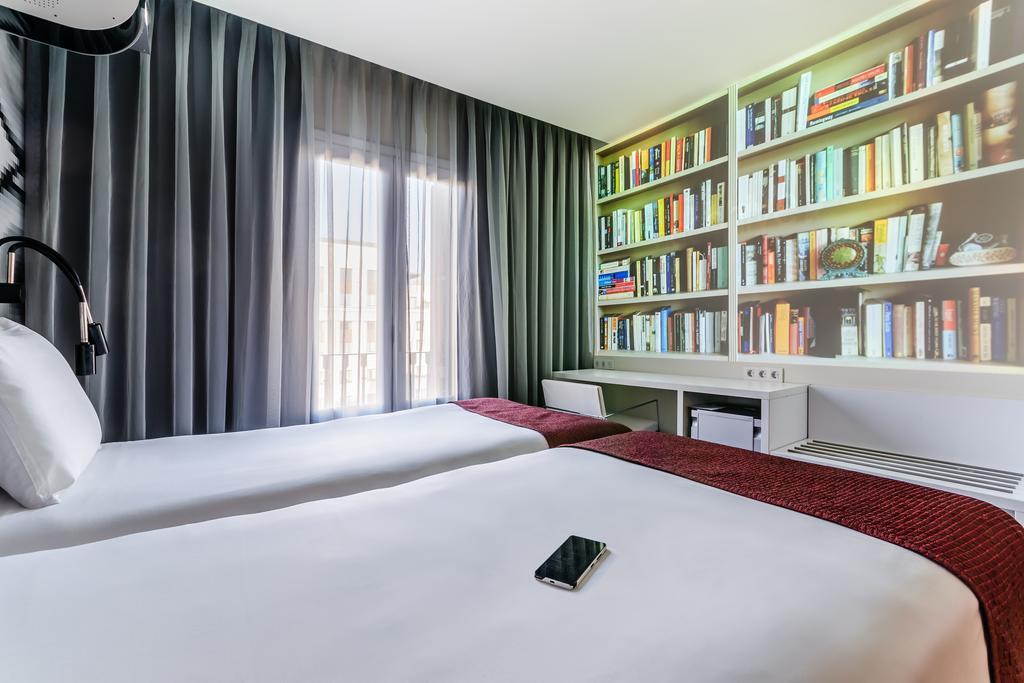 Hotel Bcn Design Barcelona Buitenkant foto A room at the hotel