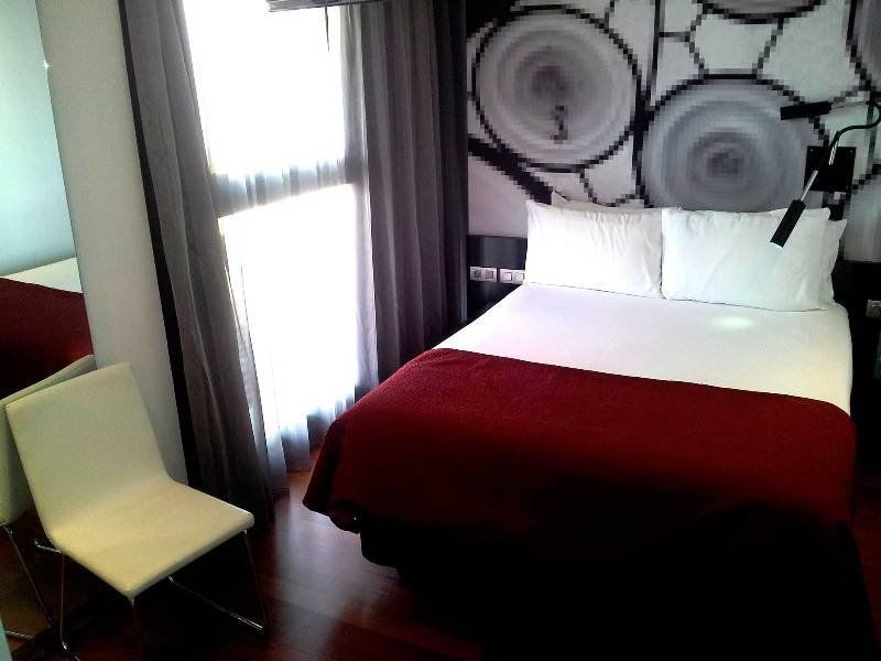 Hotel Bcn Design Barcelona Buitenkant foto A room at the hotel